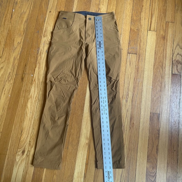 ⛰️KÜHL⛰️ dark khaki hiking pants - Picture 2 of 7